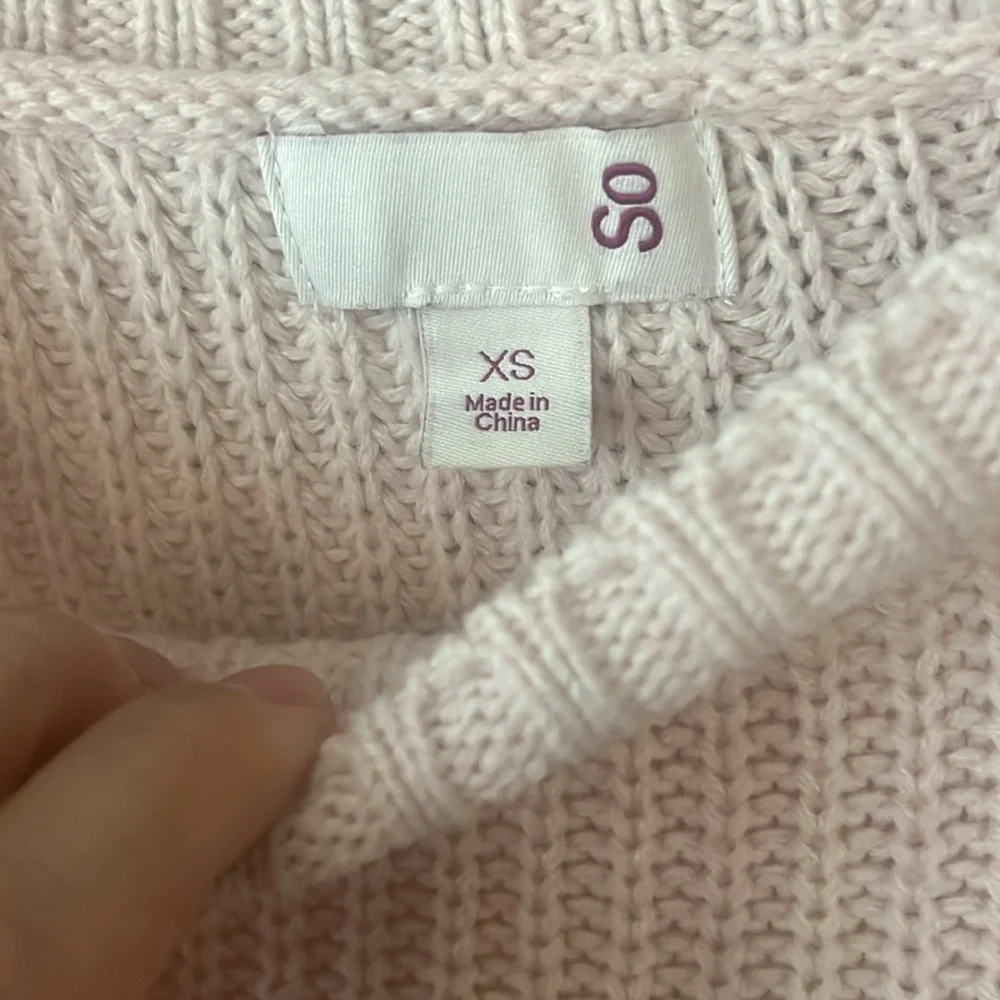SO pink Crew Neck knit cozy light pink Sweater - Picture 3 of 8